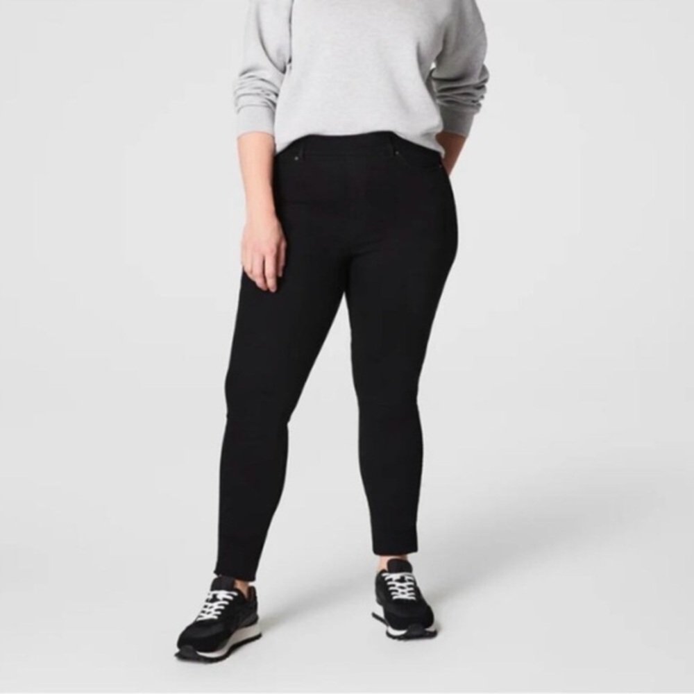 SPANX NWT NEW Ankle Skinny Jeans Black Stretch Classic Closet Staple 1X Petite